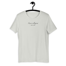 Load image into Gallery viewer, Round Neck Tesori T-Shirt / +1 Color